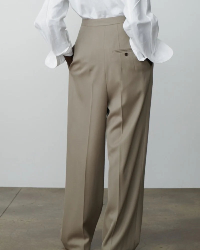 Pantalones Di Capri